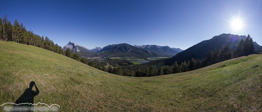 201506_banff_pano.jpg